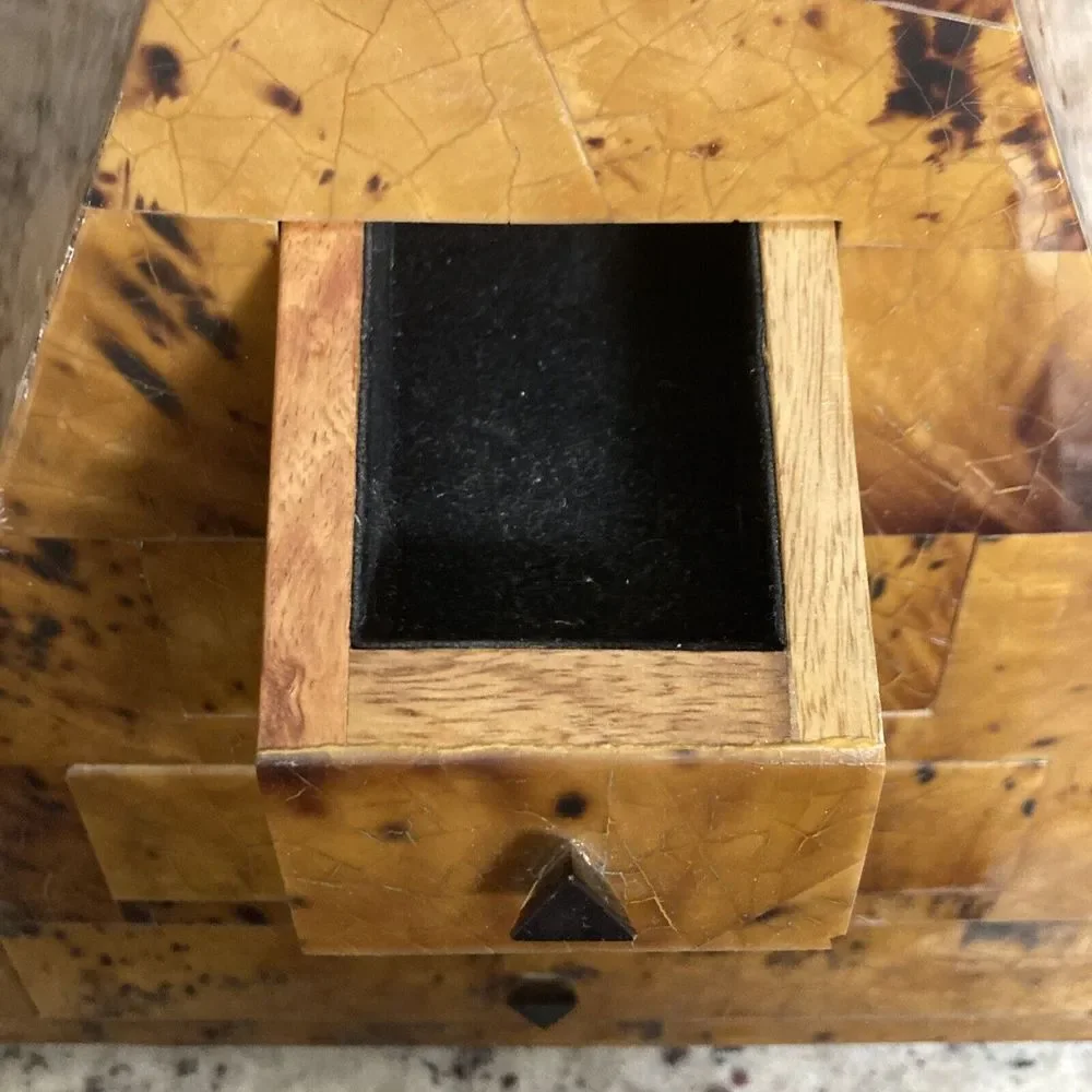 Pyramid Form Jewelry Box by Maitland Smith Veneered Coconut‎ Shell